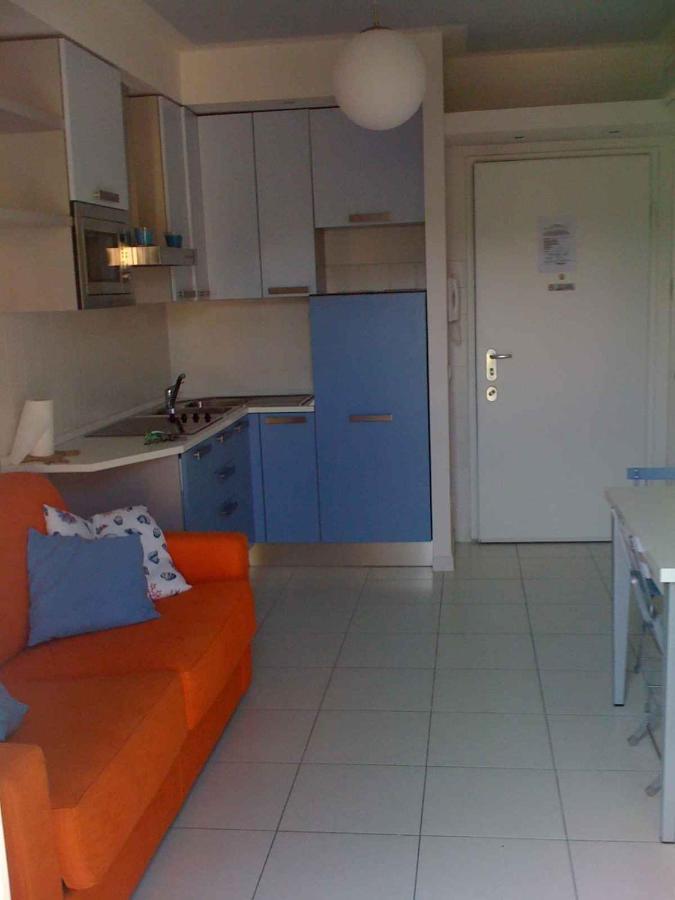 Apartment In Marina Di Massa - Toskana 24103 Exteriér fotografie